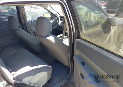 2007 Jeep Grand Cherokee Laredo из США, поврежденный, VIN 1J8HR48P97C572560